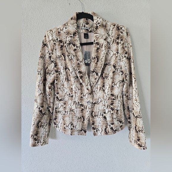 $148 WHBM Sbake Print Jacket Women Sz 4 One Button Padded Long Sleeve New - Picture 2 of 14